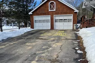 54 Highland Spring Rd, Lewiston, ME 04240 - Photo 4