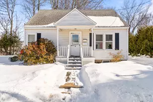 11 Kennison St, Augusta, ME 04330 - Photo 2