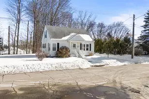 11 Kennison St, Augusta, ME 04330 - Photo 14