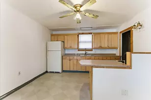 9 Winter St, Auburn, ME 04210 - Photo 12