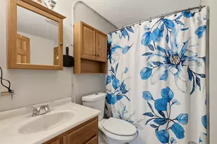 20 Jamestown Ct, South Portland, ME 04106 - Photo 12