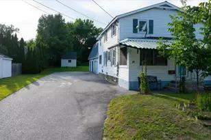 24 Clifford St, Mechanic Falls, ME 04256 - Photo 4