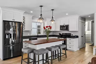 10 Lodge Dr, Saco, ME 04072 - Photo 14