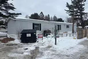 15 19 Adams St, Skowhegan, ME 04976 - Photo 1