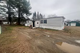 15 19 Adams St, Skowhegan, ME 04976 - Photo 4