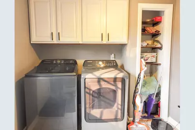 215 Broad Street, Auburn, ME 04210 - Photo 24