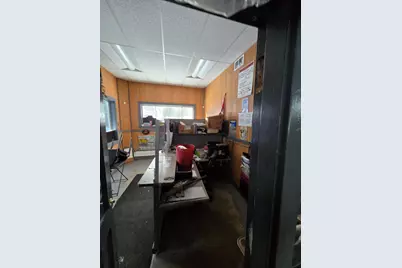 529 Prospect Avenue, Rumford, ME 04276 - Photo 8