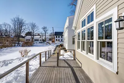 18 Portland Street, Yarmouth, ME 04096 - Photo 4