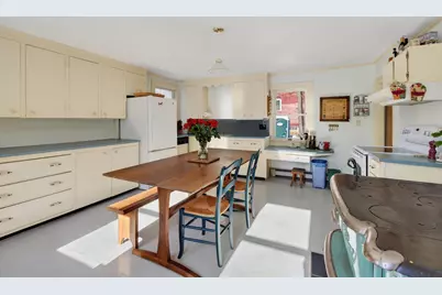 18 Portland Street, Yarmouth, ME 04096 - Photo 12