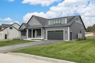 112 Owls Nest Rd, Portland, ME 04102 - Photo 2