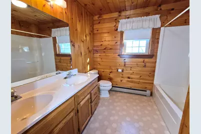 252 Maple Avenue, Farmington, ME 04938 - Photo 22