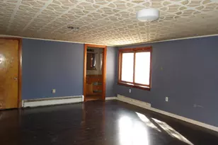 15 Garfield St, Madison, ME 04950 - Photo 34