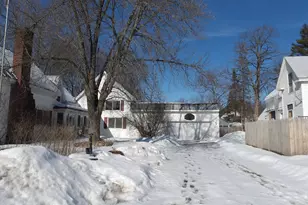 15 Garfield St, Madison, ME 04950 - Photo 2