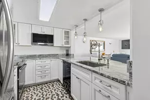 31 E Grand Ave, Old Orchard Beach, ME 04064 - Photo 6