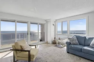 31 E Grand Ave, Old Orchard Beach, ME 04064 - Photo 10