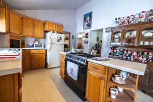 366 Webb Rd, Pittsfield, ME 04967 - Photo 8