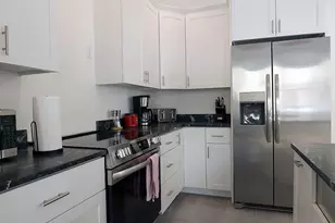 9-11 Summer St, Hallowell, ME 04347 - Photo 18