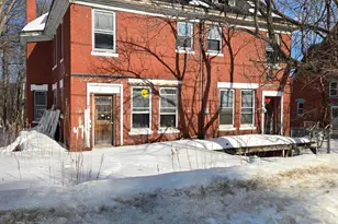 47 Urquhart St, Rumford, ME 04276 - Photo 4