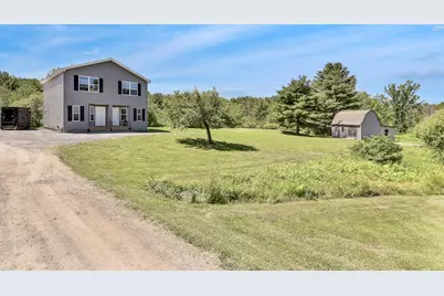 401 E Pittston Road, Pittston, ME 04345 - Photo 2