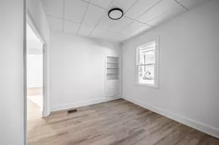 229 Center St, Bangor, ME 04401 - Photo 16