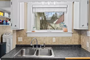 57 Allen St, Bangor, ME 04401 - Photo 8