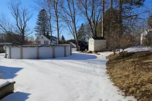 322 Webster St, Lewiston, ME 04240 - Photo 46