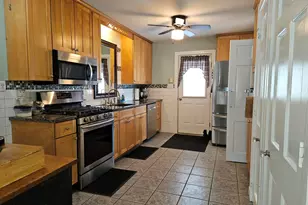 322 Webster St, Lewiston, ME 04240 - Photo 4