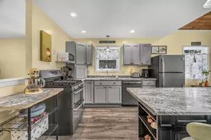 291 White Point Estates Rd, Lincoln, ME 04457 - Photo 10