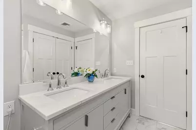 9 Cobblestone Street #55, Falmouth, ME 04105 - Photo 4