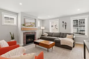 9 Cobblestone St, Falmouth, ME 04105 - Photo 8