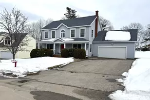 13 Oakwood Dr, South Portland, ME 04106 - Photo 2