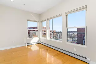 133 York St, Portland, ME 04101 - Photo 16