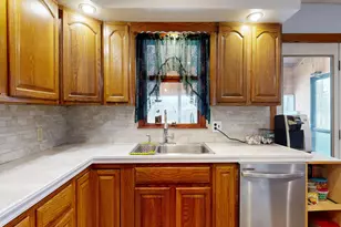 400 Grove St, Lewiston, ME 04240 - Photo 14