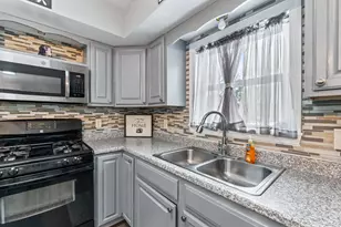 97 1st St, West Gardiner, ME 04345 - Photo 22