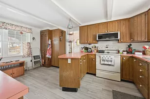 166 Cony St, Augusta, ME 04330 - Photo 16