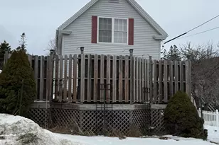 20 Tea Hill Rd, Stonington, ME 04681 - Photo 2