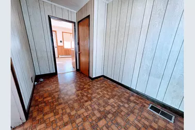 5 Brook Street, Fairfield, ME 04937 - Photo 6