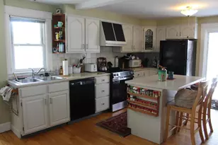 18 Elmwood Ave, South Portland, ME 04106 - Photo 6
