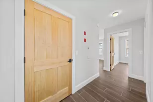 84 Mechanic St, Camden, ME 04843 - Photo 10