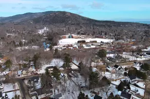 84 Mechanic St, Camden, ME 04843 - Photo 32