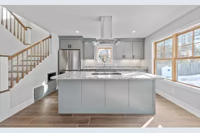 84 Mechanic Street, Camden, ME 04843 - Photo 2