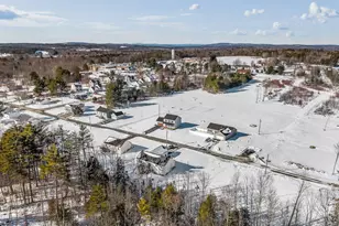 144 Curtis St, Pittsfield, ME 04967 - Photo 4