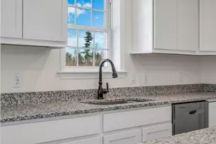 144 Curtis St, Pittsfield, ME 04967 - Photo 12