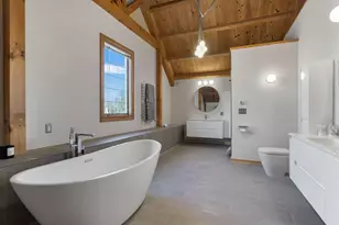 263 Long Sands Rd, York, ME 03909 - Photo 36