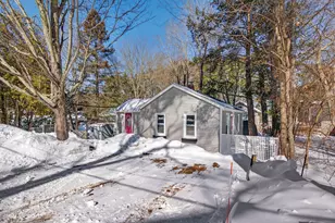 13 Highland Ave, Cumberland, ME 04021 - Photo 20