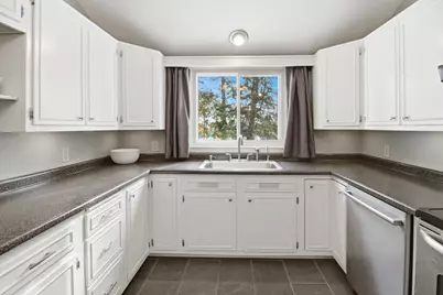 44 O'Connell Street, Lewiston, ME 04240 - Photo 12