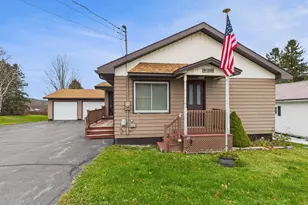 138 State St, Van Buren, ME 04785 - Photo 2