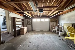 255 Bates St, Millinocket, ME 04462 - Photo 28