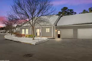 7 Mackworth Ln, Cumberland, ME 04110 - Photo 2