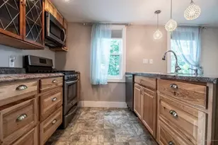 16 Bartlett St, Saco, ME 04072 - Photo 12